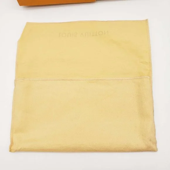 100% Authentic Louis Vuitton Box, Envelope and Dust Bag - Picture 10 of 12
